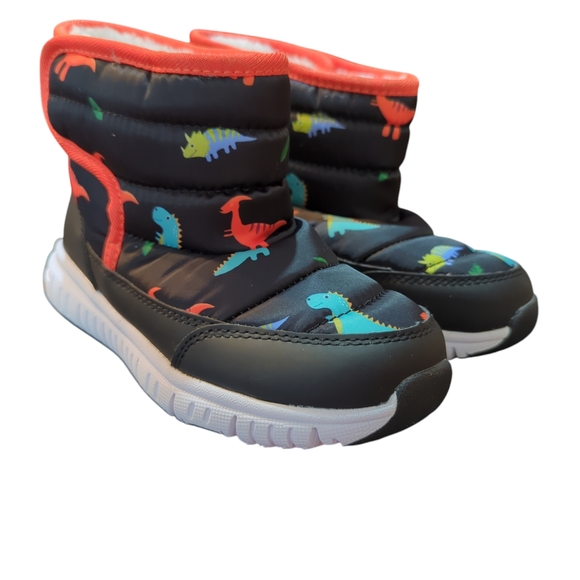 Boys winter fur boots with waterproof closure size 2( fits like a 1/ 1.5) - Picture 2 of 8